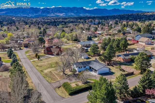 4770 Diamond Drive, Colorado Springs, CO 80918