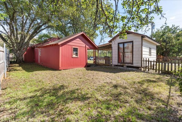 259 Hiland Lane, Pottsboro, TX 75076