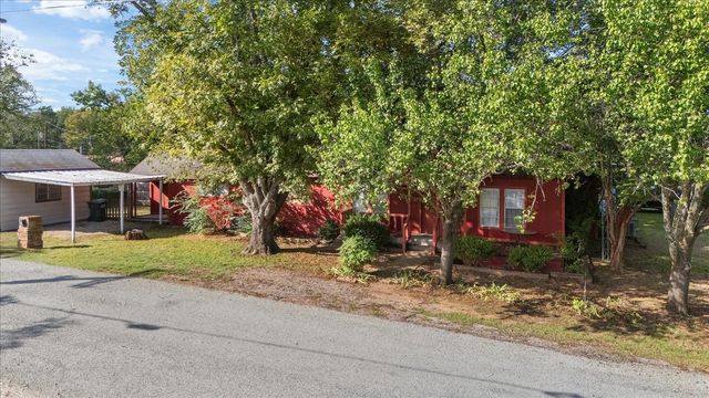 259 Hiland Lane, Pottsboro, TX 75076