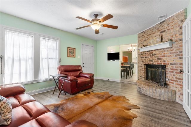 259 Hiland Lane, Pottsboro, TX 75076