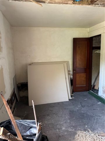 11220 Primrose Avenue, Cleveland, OH 44108