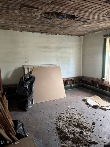 11220 Primrose Avenue, Cleveland, OH 44108