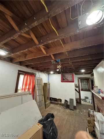 11220 Primrose Avenue, Cleveland, OH 44108