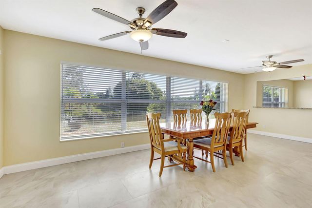 683 SE Harborview Drive, Port St. Lucie, FL 34983