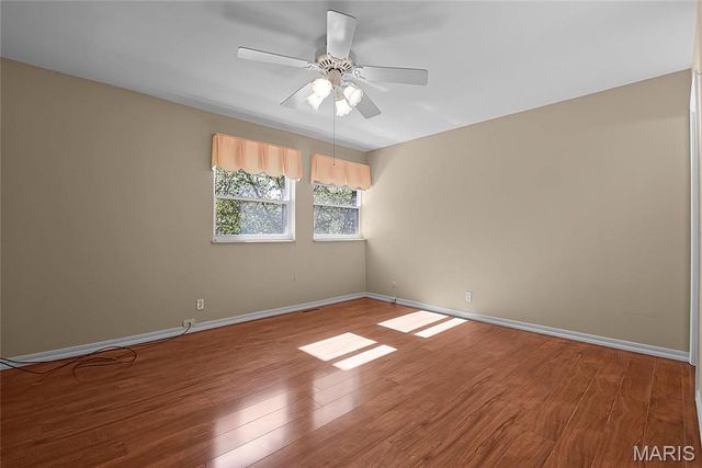 10364 Forest Brook Lane E, St Louis, MO 63146