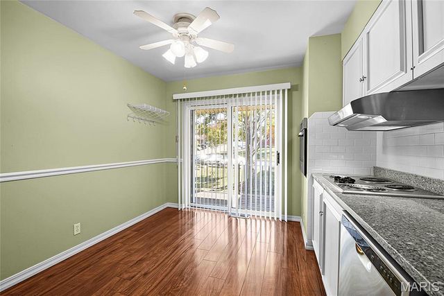 10364 Forest Brook Lane E, St Louis, MO 63146