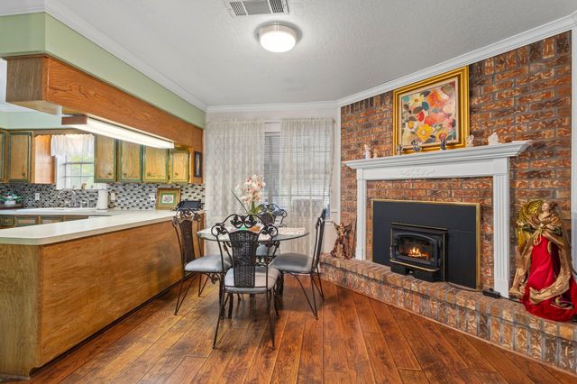 698 Wildwood Drive, Kountze, TX 77625