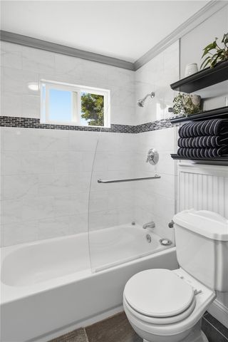 26 Crandall Court, Warwick, RI 02889