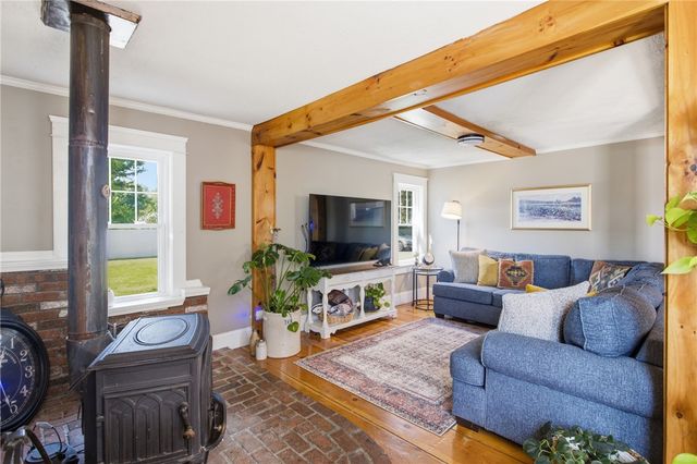 26 Crandall Court, Warwick, RI 02889
