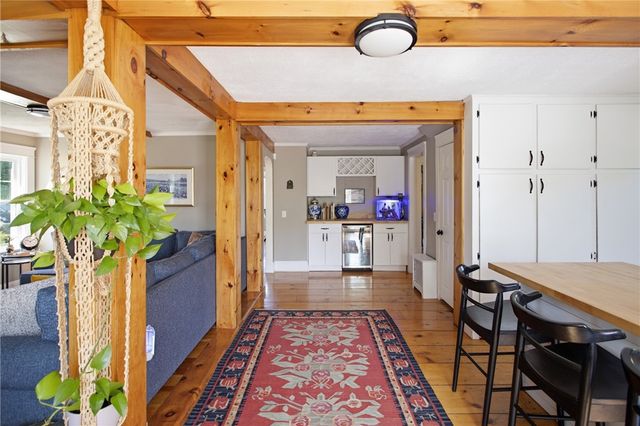 26 Crandall Court, Warwick, RI 02889