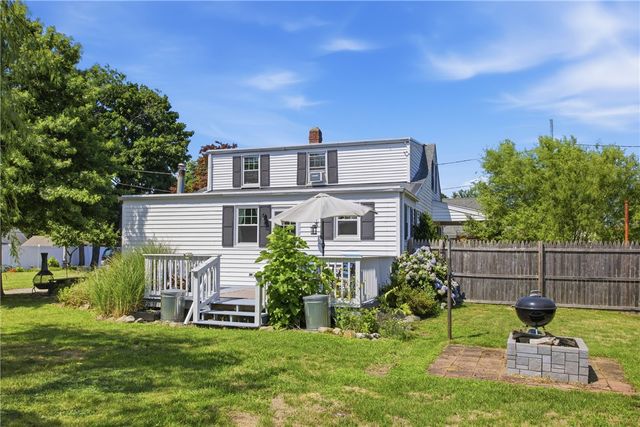 26 Crandall Court, Warwick, RI 02889