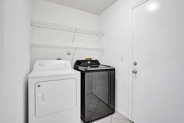 133 Caribe Court, Greenacres, FL 33413