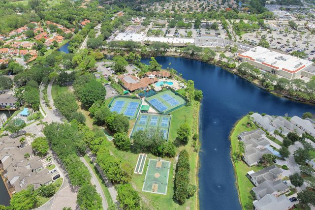 133 Caribe Court, Greenacres, FL 33413