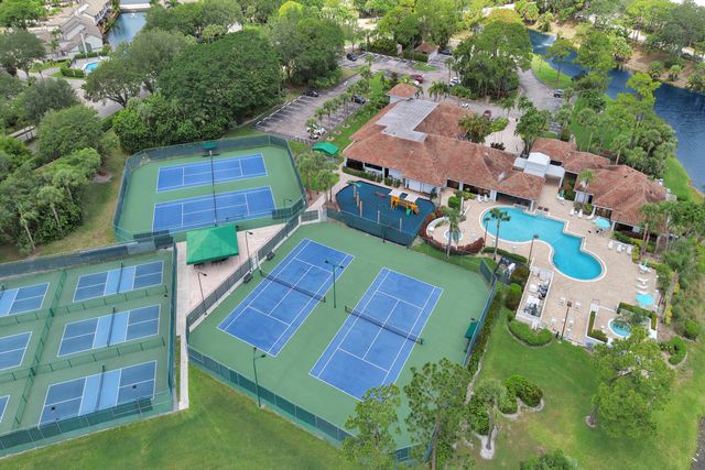 133 Caribe Court, Greenacres, FL 33413