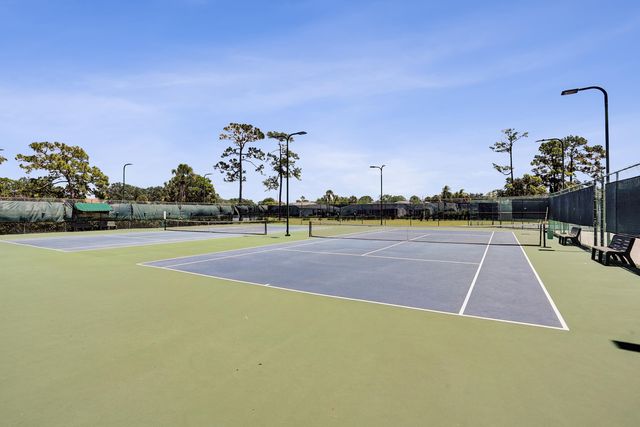 133 Caribe Court, Greenacres, FL 33413