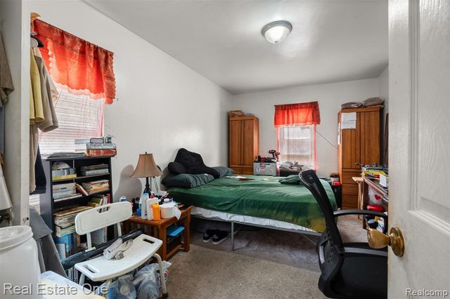 15464 Lindsay Street, Detroit, MI 48227