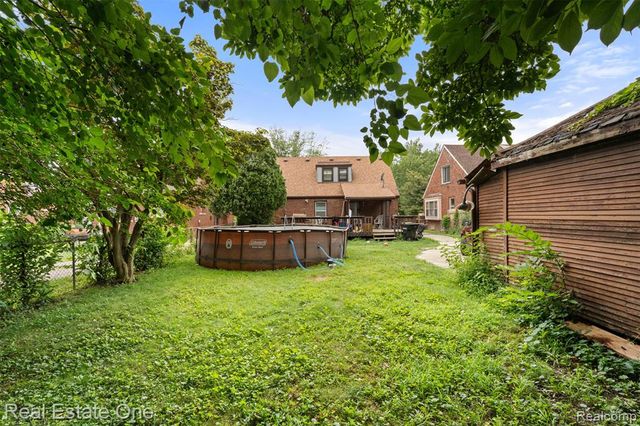 15464 Lindsay Street, Detroit, MI 48227