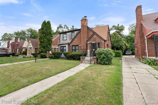 15464 Lindsay Street, Detroit, MI 48227