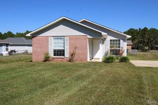 485 Bay Pine Villa Dr, Pensacola, FL 32506