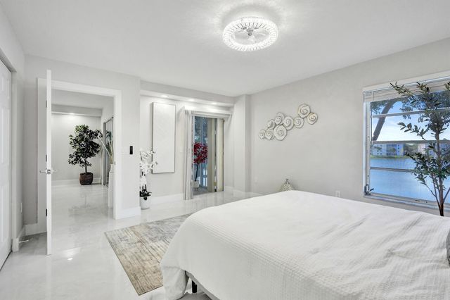 14111 Royal Vista Drive 305, Delray Beach, FL 33484