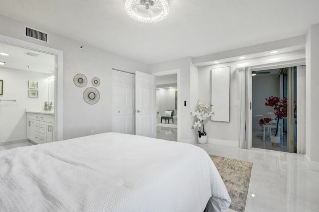 14111 Royal Vista Drive 305, Delray Beach, FL 33484