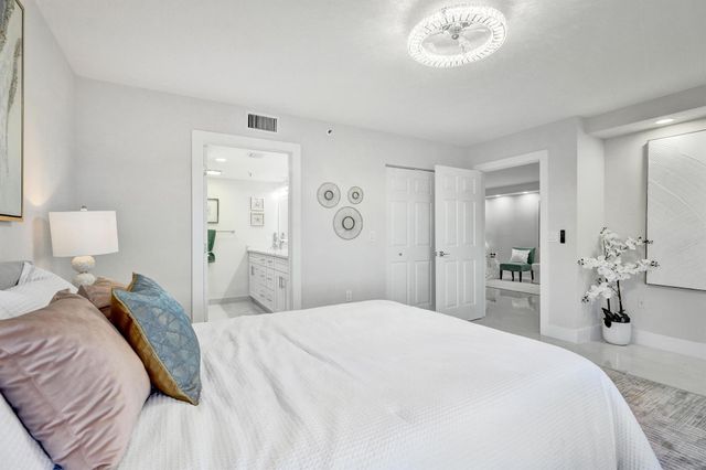 14111 Royal Vista Drive 305, Delray Beach, FL 33484