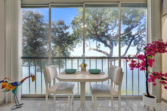 14111 Royal Vista Drive 305, Delray Beach, FL 33484