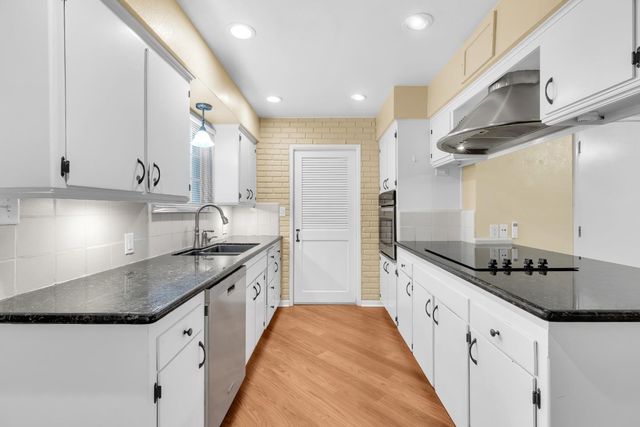 2777 Agnes Way, Merced, CA 95340