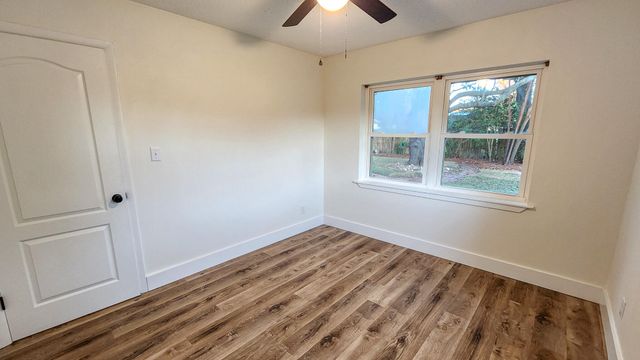 230 Lee Drive, Mary Esther, FL 32569