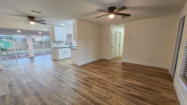 230 Lee Drive, Mary Esther, FL 32569