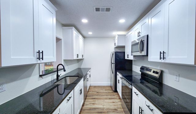 230 Lee Drive, Mary Esther, FL 32569