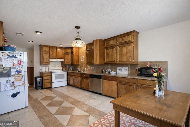 16803 Ga Highway 169, Glennville, GA 30427