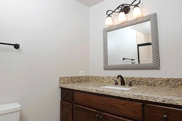 5050 Woodway Drive 2A, Houston, TX 77056