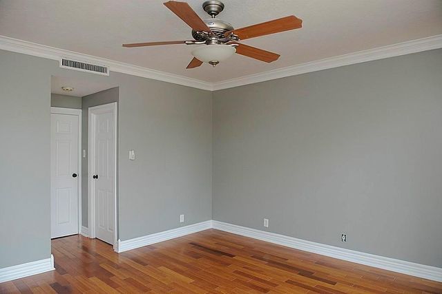 5050 Woodway Drive 2A, Houston, TX 77056