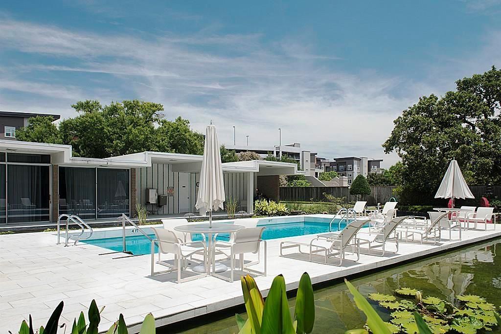 5050 Woodway Drive 2A, Houston, TX 77056