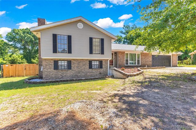 280 Daffodil Court, Millbrook, AL 36054