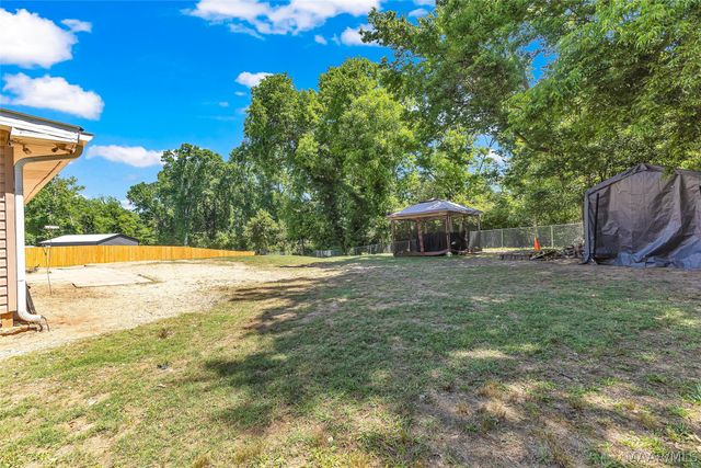 280 Daffodil Court, Millbrook, AL 36054