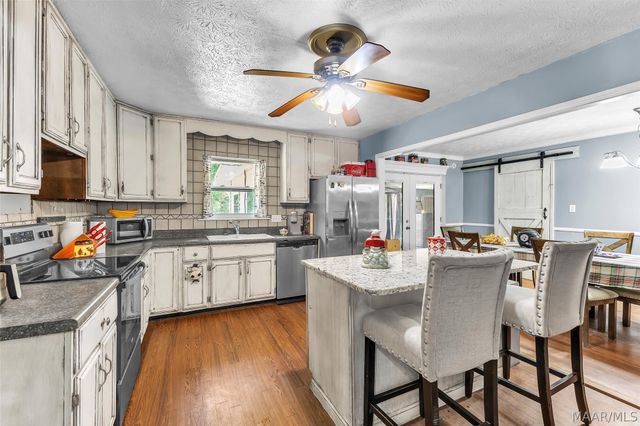 280 Daffodil Court, Millbrook, AL 36054