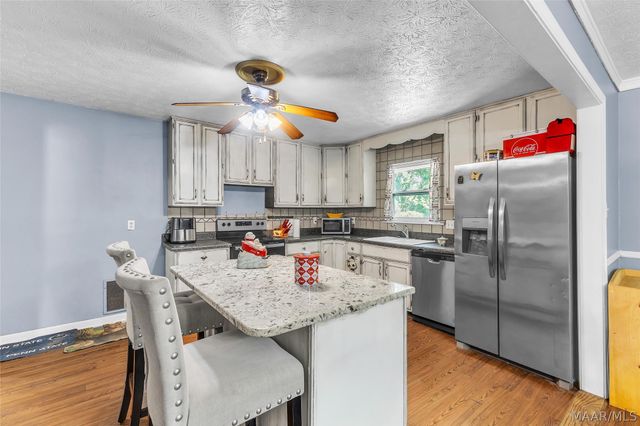 280 Daffodil Court, Millbrook, AL 36054
