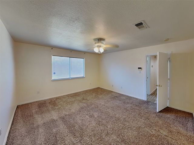 6236 Stockton Drive, Fort Worth, TX 76132