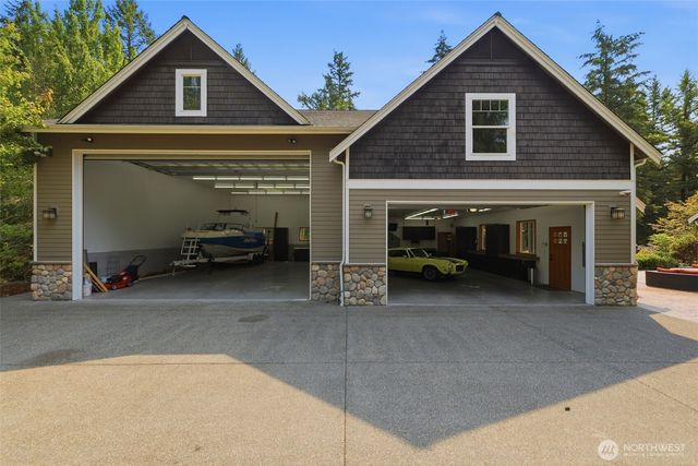 30828 157th Place SE, Kent, WA 98042