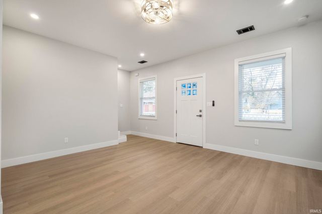 536 Blaine Avenue, South Bend, IN 46616