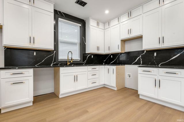 536 Blaine Avenue, South Bend, IN 46616