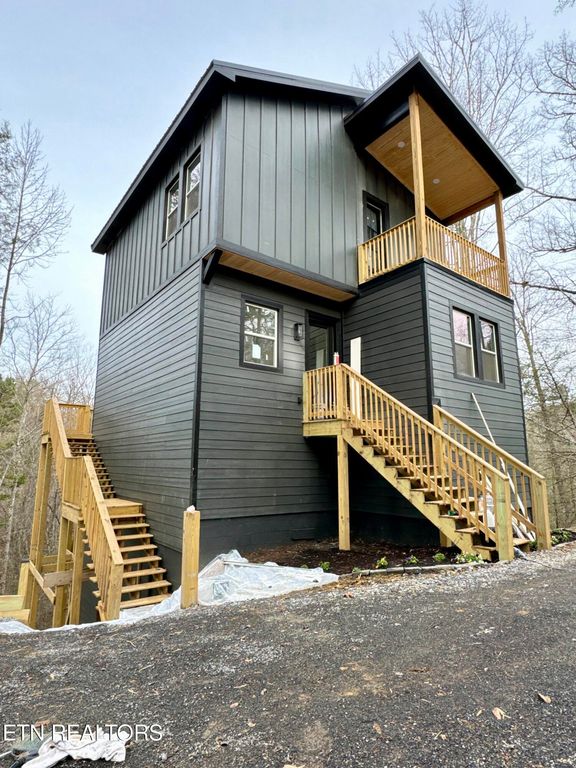 924 N Highland Drive, Gatlinburg, TN 37738