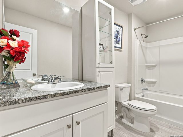 8811 Braun Mesa, San Antonio, TX 78254