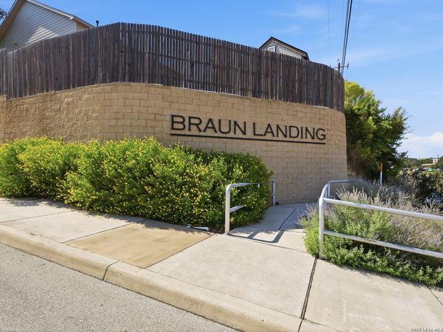 8811 Braun Mesa, San Antonio, TX 78254