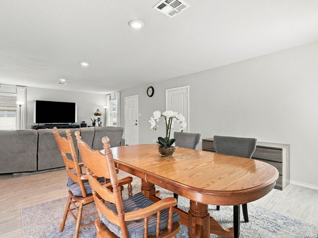 8811 Braun Mesa, San Antonio, TX 78254