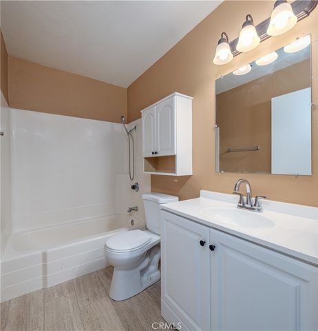 66 Orange Blossom, Irvine, CA 92618