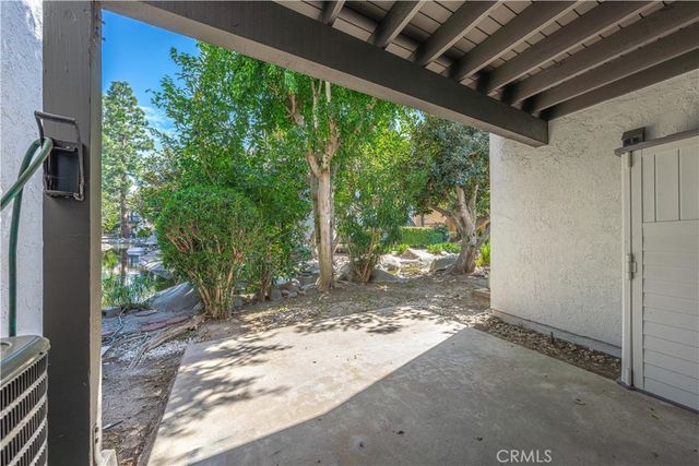 66 Orange Blossom, Irvine, CA 92618