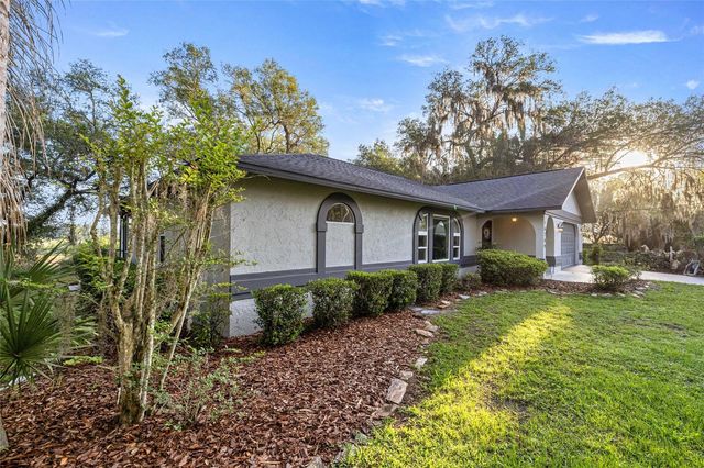 16789 SE 69TH LANE, Ocklawaha, FL 32179